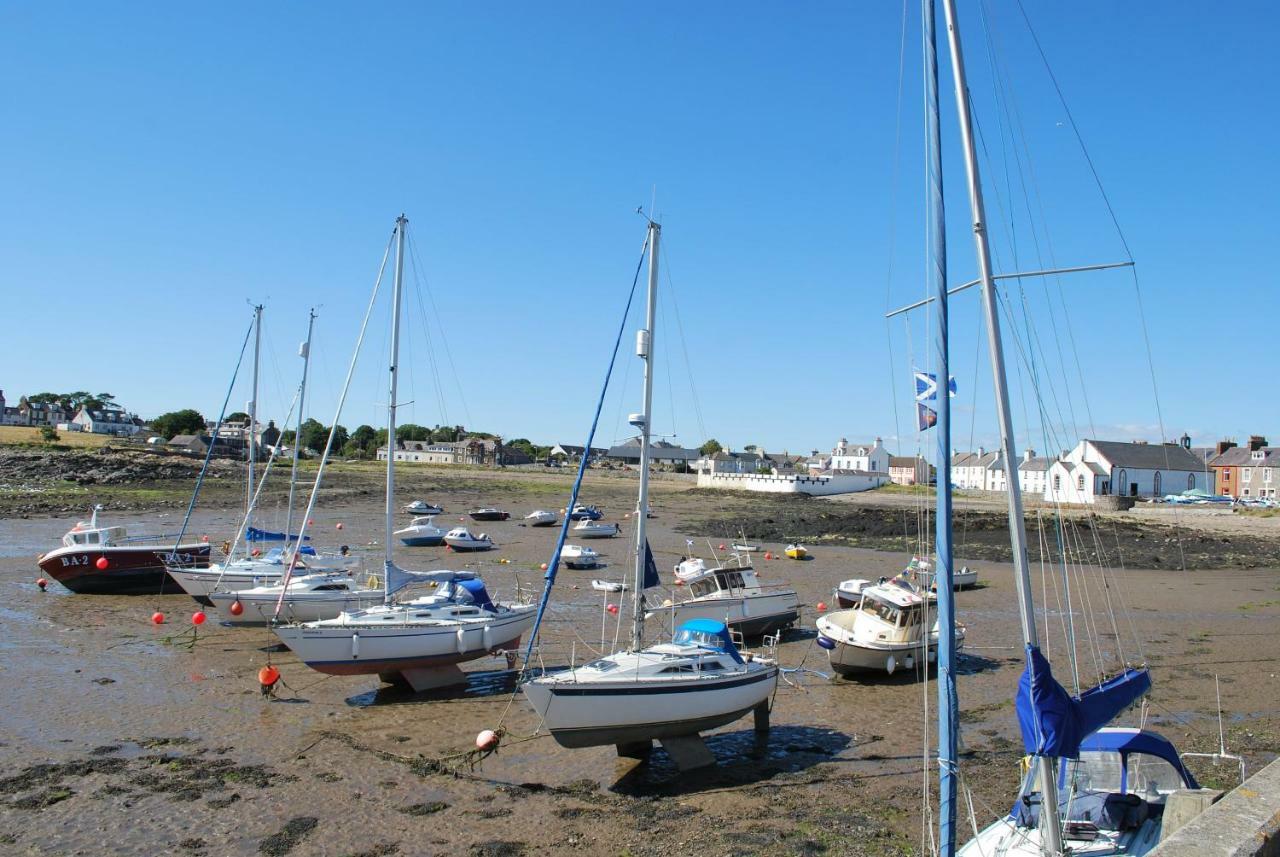 Вилла 31 Laigh Isle Isle of Whithorn Экстерьер фото